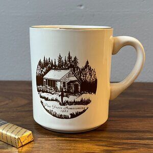 Pine Grove Homecoming 1982 Vintage Coffee Mug Cabin Gold Trim Canada 22 K Gold
